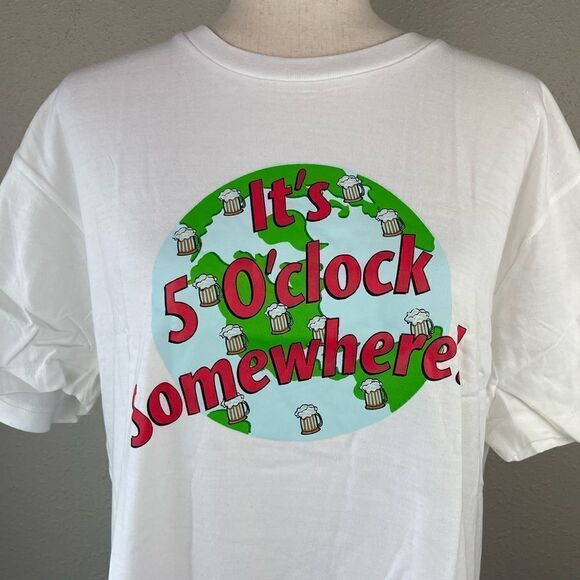 Hawthorne Direct Other - NWOT It’s 5 O’Clock Somewhere T-Shirt Size L